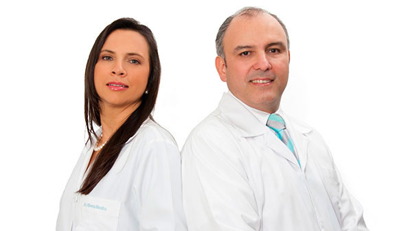 Dra. Claudia Jimena Medina y Dr. Diego Fernando Tatis Dra. Claudia Jimena Medina y Dr. Diego Fernando Tatis